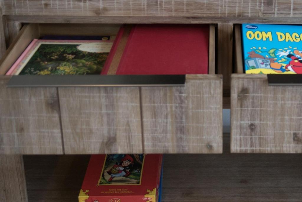 ווינטרסווייק Groepsaccommodatie Kom In De Bedstee Sprookje מראה חיצוני תמונה