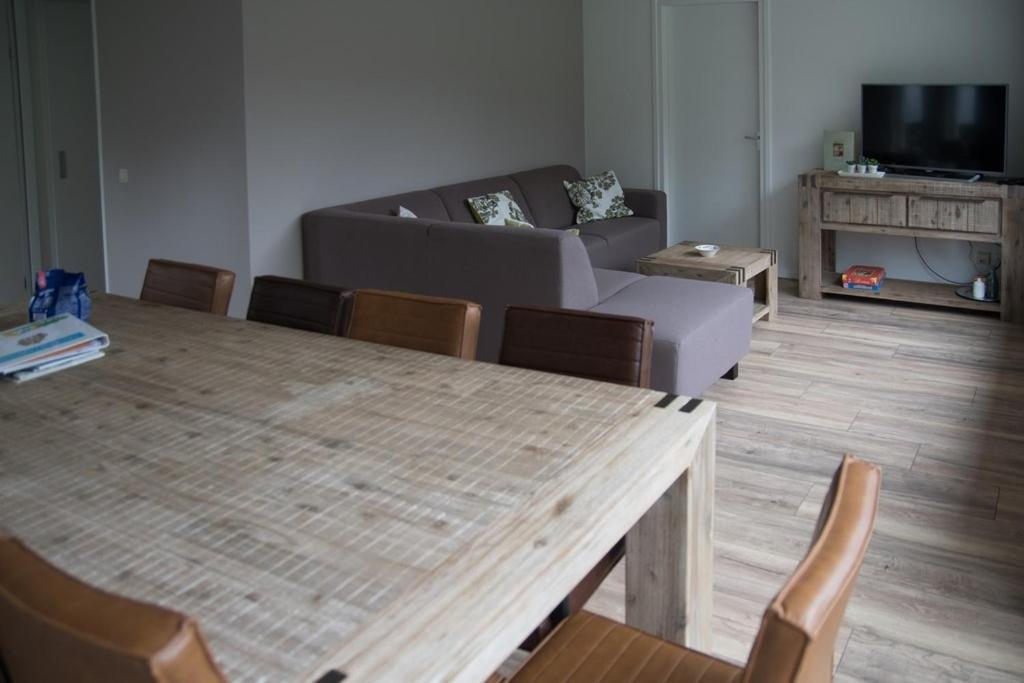 ווינטרסווייק Groepsaccommodatie Kom In De Bedstee Sprookje מראה חיצוני תמונה